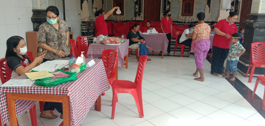 KEGIATAN POSYANDU BALITA DI BANJAR DINAS BUWIT